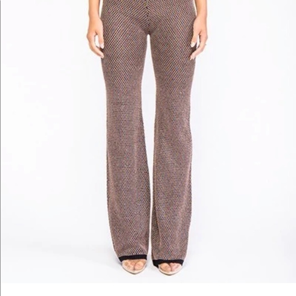 Bare Athletics/Rehab Sarah Beach Club Set - Picture 3 of 5